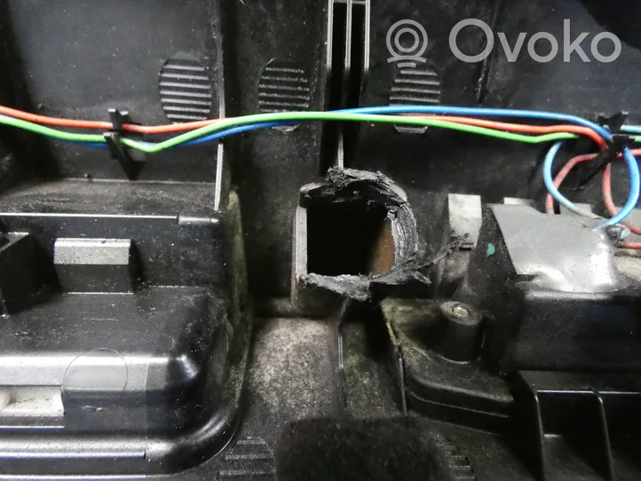 Volvo V60 Bottom trim 