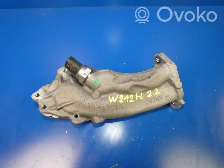 Mercedes-Benz E W212 Tuyau de raccordement solide EGR A6511402108