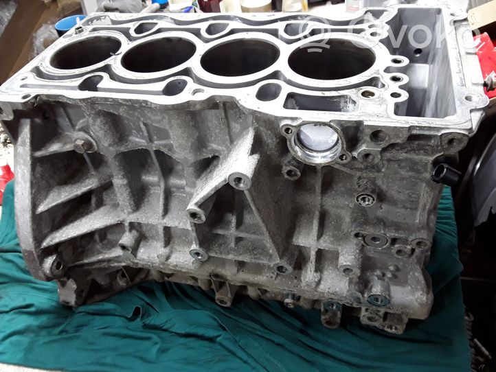 BMW 1 E81 E87 Engine block 7552789