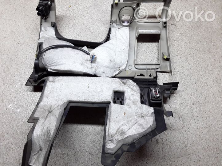 Subaru Outback Paneļa dekoratīvās apdares vairogs (apakšējais) 66241AG180