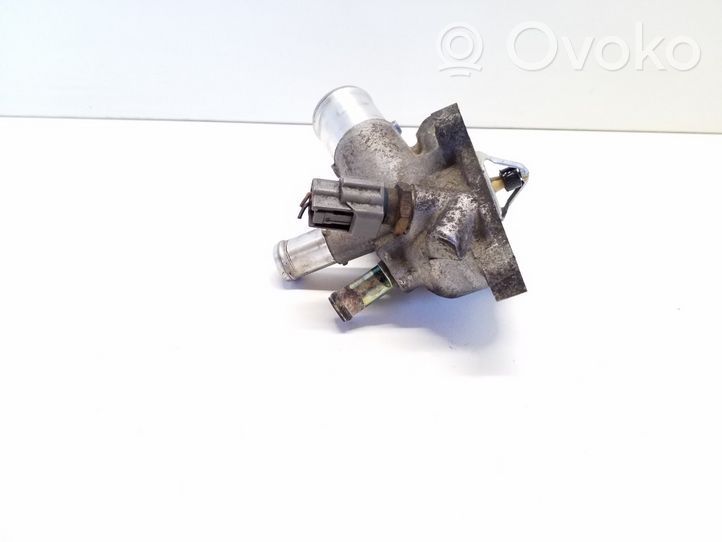 Nissan X-Trail T30 Boîtier de thermostat / thermostat 