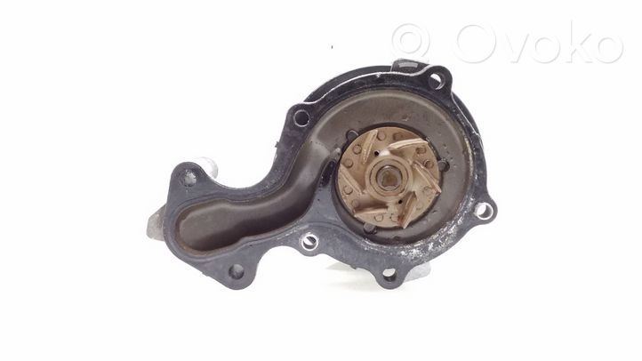 Ford Focus Pompe de circulation d'eau CM5G8501FA