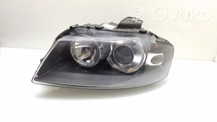 Audi A3 S3 A3 Sportback 8P Lampa przednia 8P0941029M