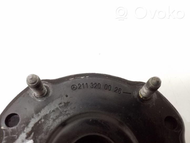 Mercedes-Benz E W211 Supporto per montante superiore anteriore 2113200026