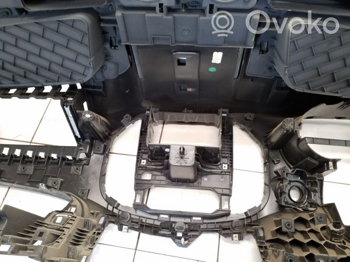 Mercedes-Benz Vito Viano W447 Kojelauta A44768000879051