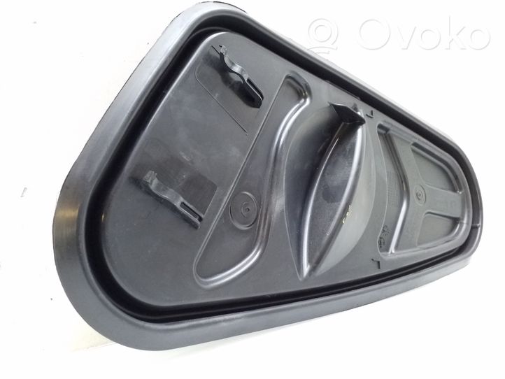 Volkswagen Touran III Other rear door trim element 5TA839915A