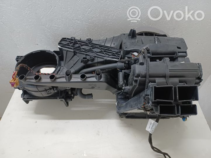 Volkswagen Golf V Interior heater climate box assembly 1K1820003QK