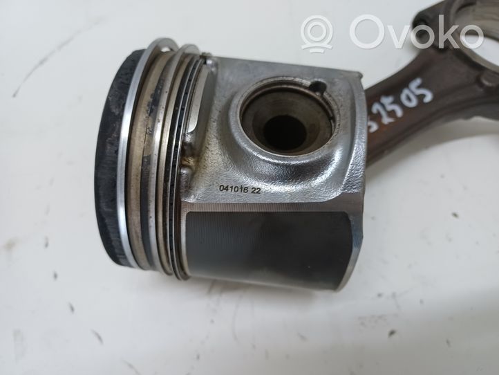 Fiat Ducato Piston avec bielle 04101622