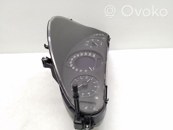 Mercedes-Benz E W211 Tachimetro (quadro strumenti) A2115400347