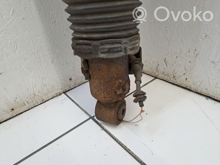 Volkswagen Touareg I Amortisseur, ressort pneumatique suspension arrière 7L6512021AG