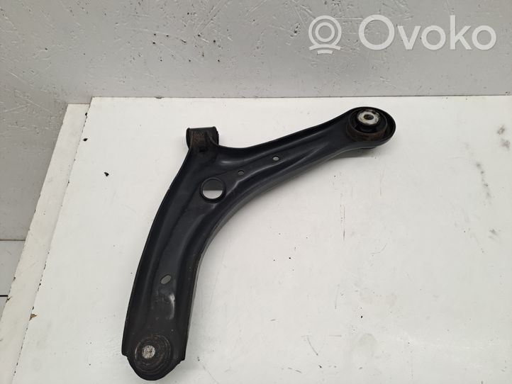 Ford Transit Courier Braccio di controllo sospensione anteriore inferiore/braccio oscillante 