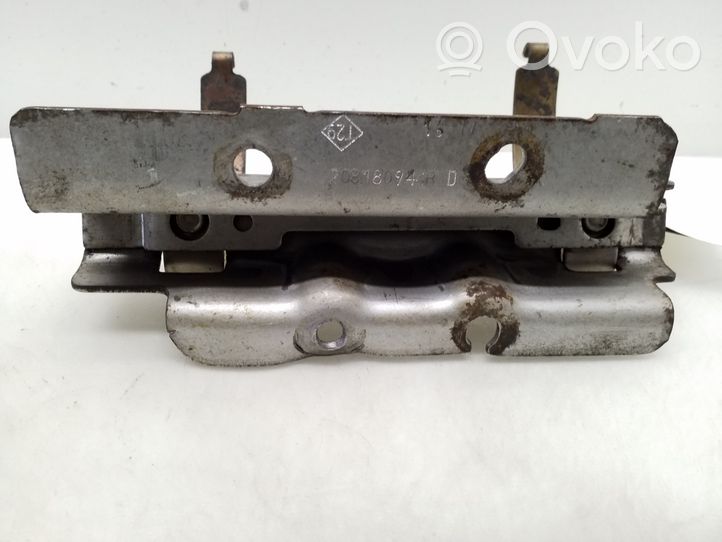 Nissan Qashqai Support / crochet de silencieux d'échappement 208180944R