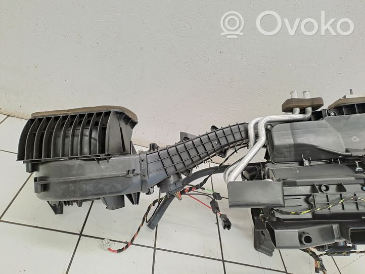 Volkswagen Crafter Scatola climatizzatore riscaldamento abitacolo assemblata A9068300160KZ