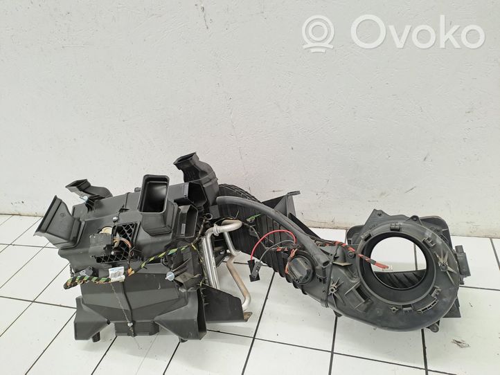 Volkswagen Crafter Scatola climatizzatore riscaldamento abitacolo assemblata A9068300160KZ