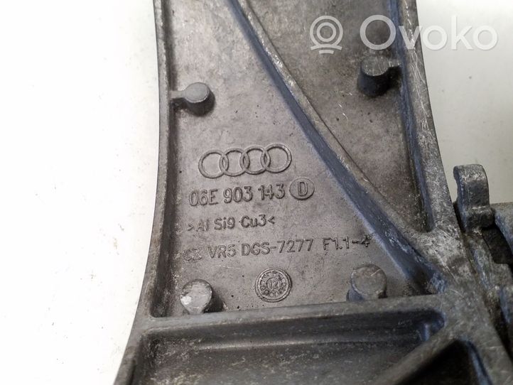 Audi A5 8T 8F Generatoriaus kronšteinas 06E903143D