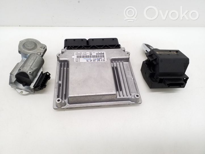 Mercedes-Benz E W211 Kit centralina motore ECU e serratura A6471530779