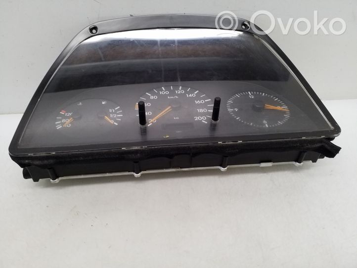 Mercedes-Benz Vito Viano W638 Geschwindigkeitsmesser Cockpit MB0005423001