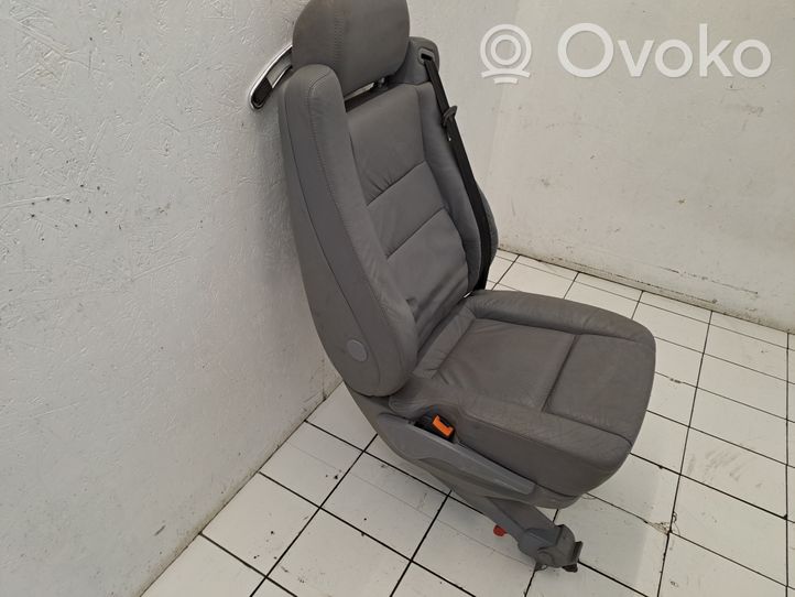 Mercedes-Benz Vito Viano W638 Front passenger seat 