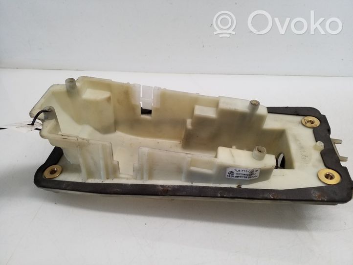 Volkswagen Touareg I Gear shift cable linkage 7L6713095B