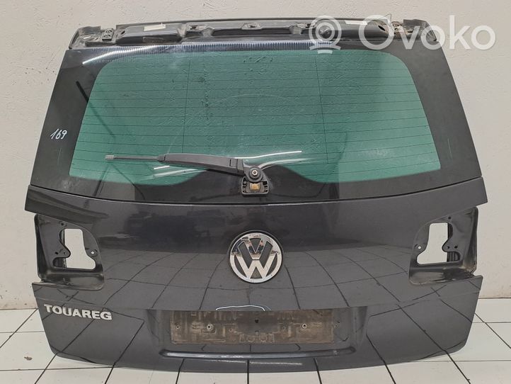 Volkswagen Touareg I Couvercle de coffre 7L6827219