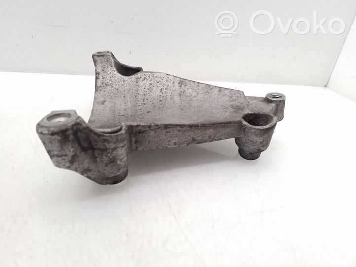 Audi A6 S6 C6 4F Soporte de montaje del compresor de A/C 06E260835C