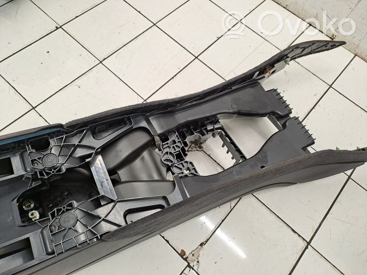 BMW 5 F10 F11 Tapicerka / Komplet 9215768