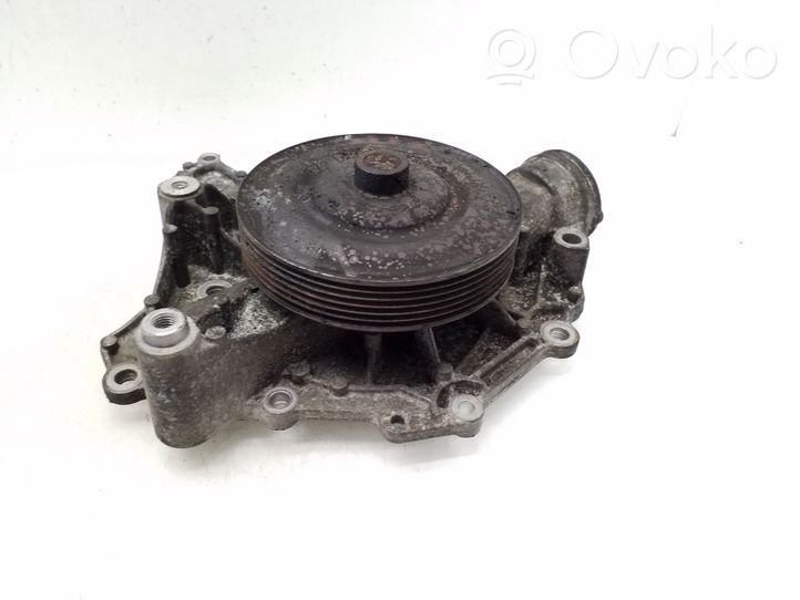 Mercedes-Benz S W221 Pompe de circulation d'eau A2732020010