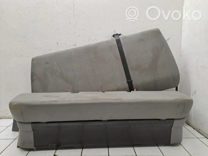 Volkswagen Transporter - Caravelle T5 Asiento trasero 7J0885775A