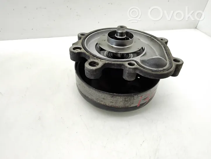 Mercedes-Benz E W212 Water pump A2712020210