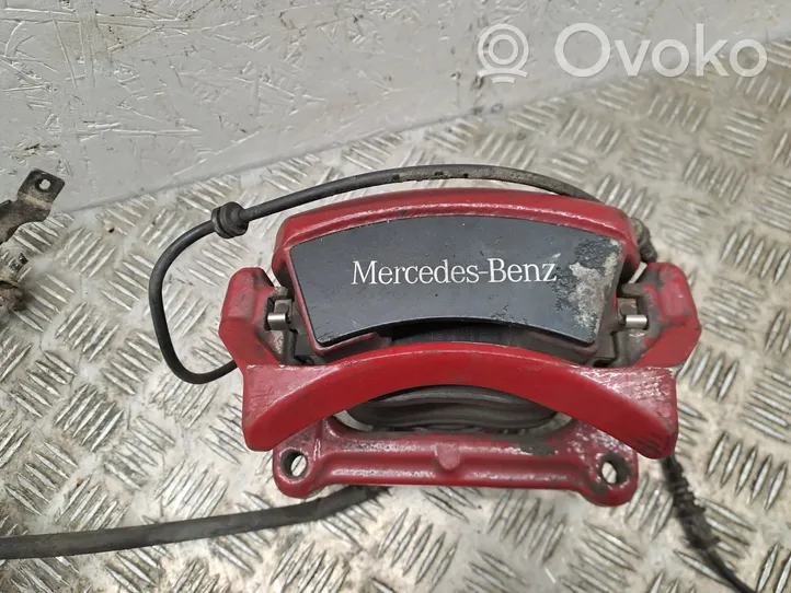 Mercedes-Benz CLA C117 X117 W117 Zacisk hamulcowy przedni A24636