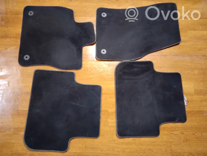 Volkswagen Tiguan Kit tapis de sol auto 