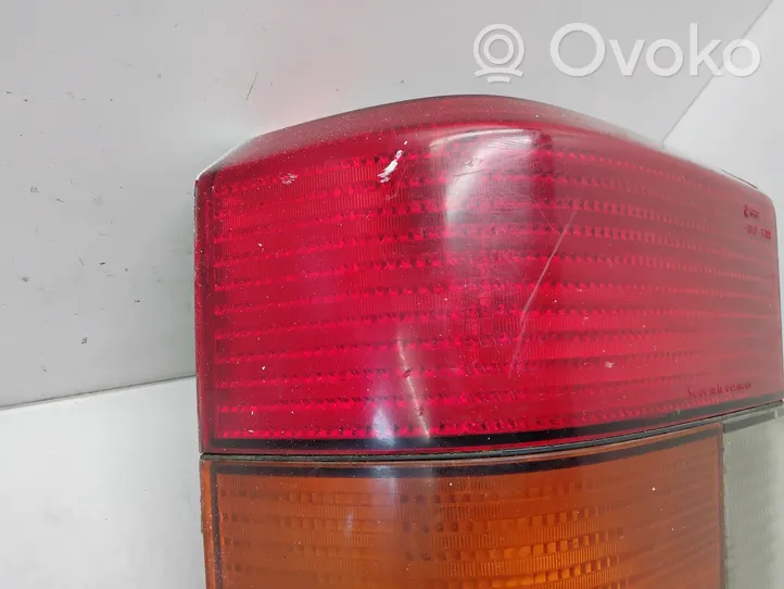 Volkswagen Transporter - Caravelle T4 Lampa tylna 70194511