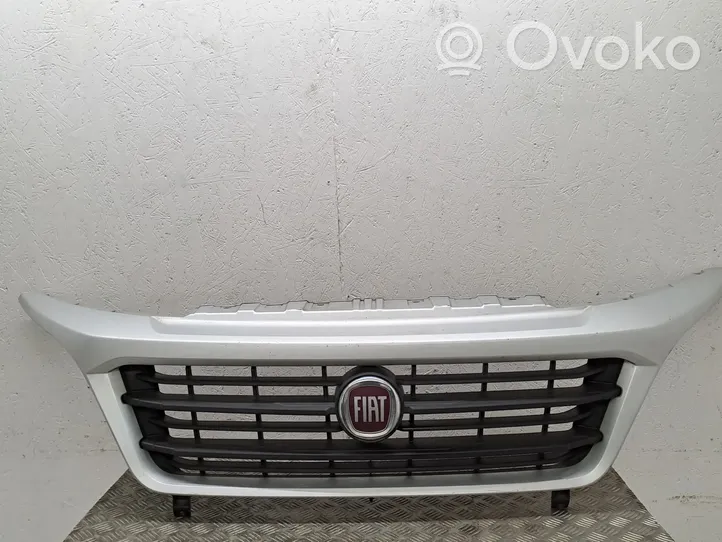 Fiat Ducato Front bumper upper radiator grill 1314846070