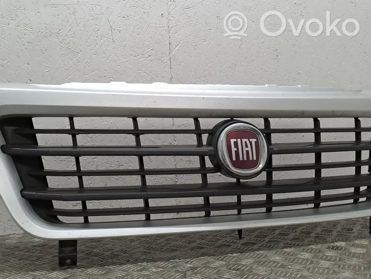 Fiat Ducato Front bumper upper radiator grill 1314846070