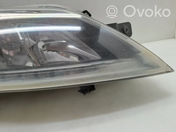 Peugeot Boxer Lampa przednia 1375098080