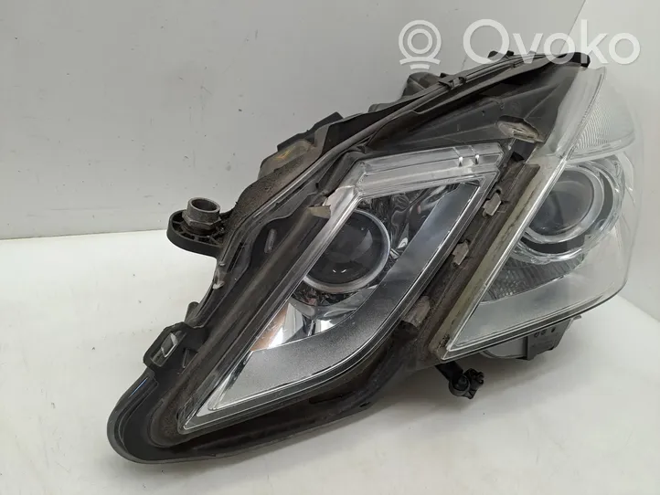 Mercedes-Benz E W212 Lampa przednia A2128203159