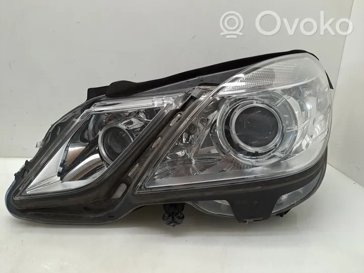 Mercedes-Benz E W212 Lampa przednia A2128203159