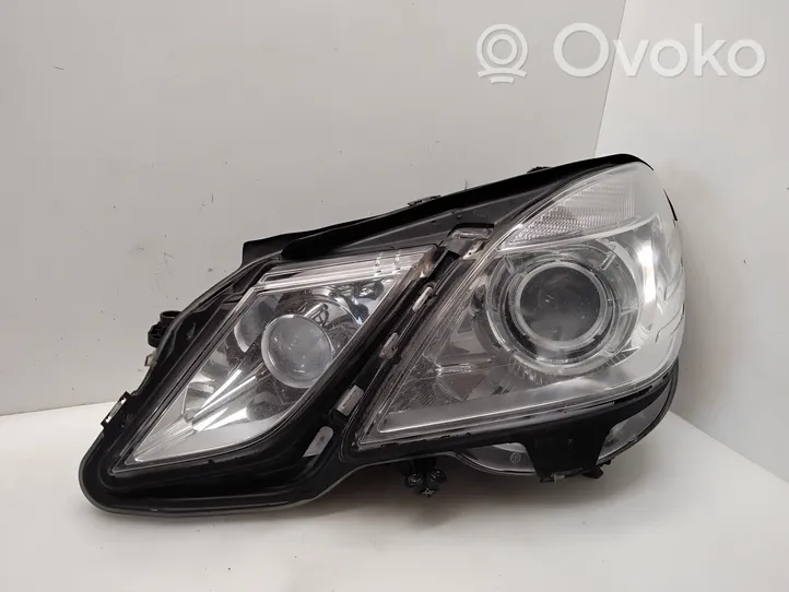 Mercedes-Benz E W212 Lampa przednia A2128202759