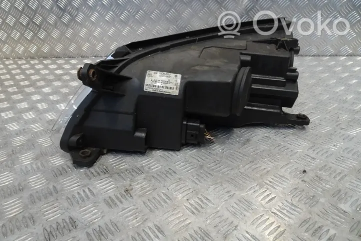 Volkswagen Tiguan Lampa przednia 5N2941032G