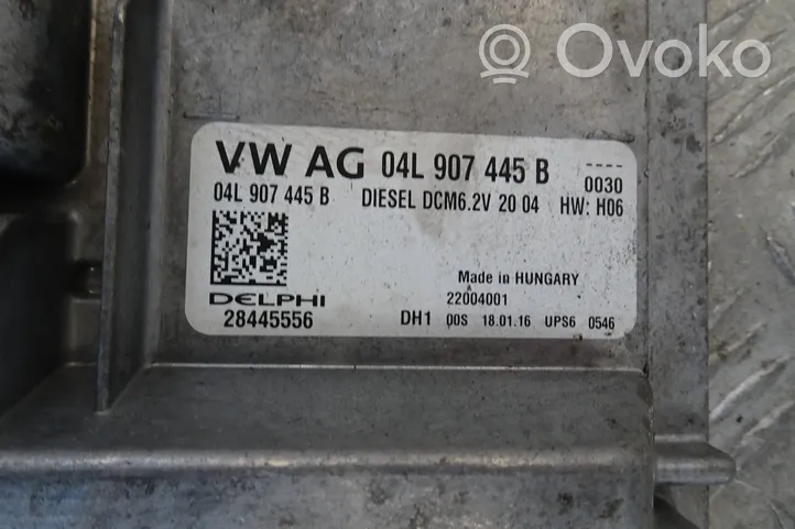 Volkswagen Golf VII Блок управления двигателем ECU 04L907445B