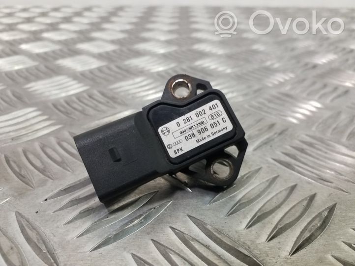 Volkswagen Tiguan Oro slėgio daviklis 038906051C