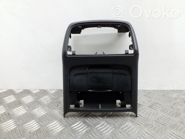 Audi A4 S4 B8 8K Garniture de cendrier arrière 8K0864376