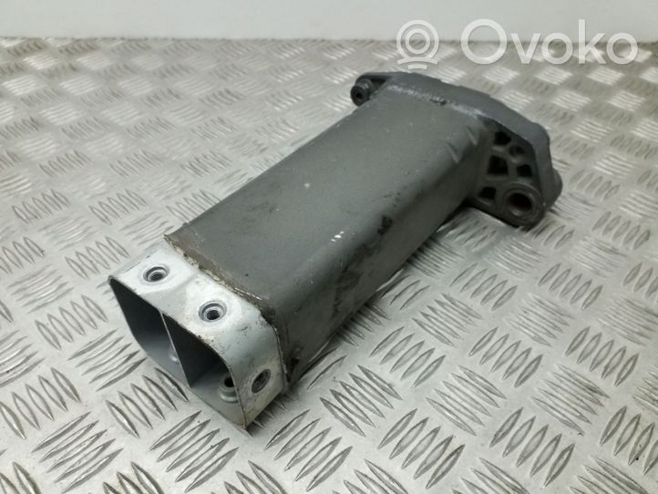 Audi A2 Traverse de pare-chocs avant 8Z0805120