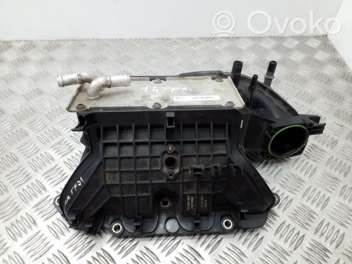 Volkswagen Scirocco Kolektor ssący 03F145749C