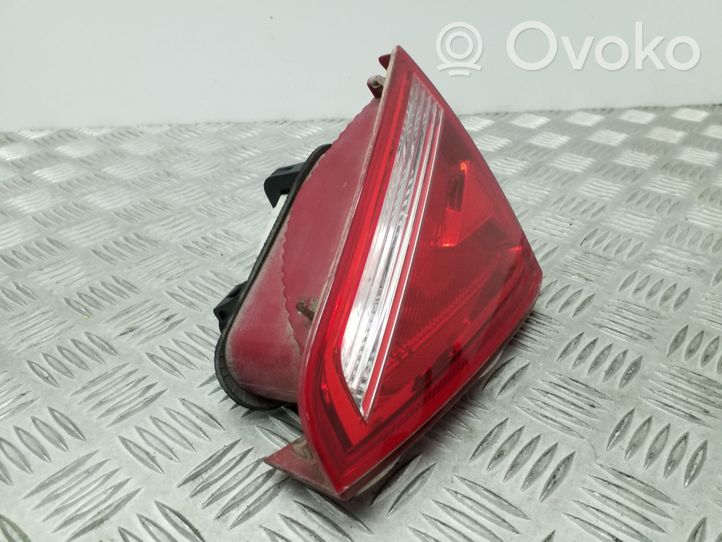 Audi A5 8T 8F Luci posteriori del portellone del bagagliaio 8T0945094