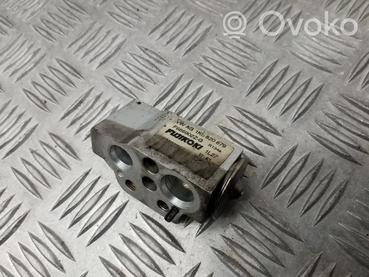 Audi A3 S3 A3 Sportback 8P Air conditioning (A/C) expansion valve 1K2820103