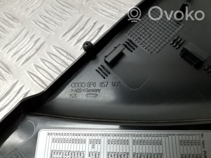 Audi A3 S3 A3 Sportback 8P Rivestimento estremità laterale del cruscotto 8P0857086