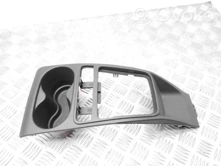 Seat Ibiza IV (6J,6P) Portavasos delantero 6J0858331