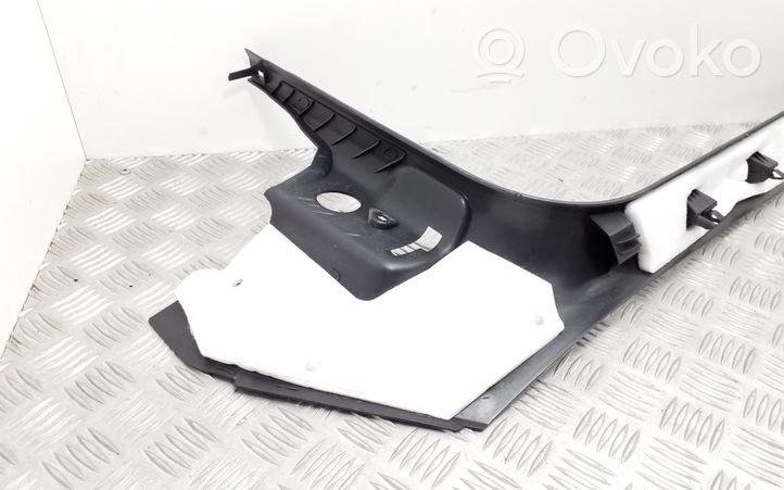 Audi Q3 8U Etuoven kynnyksen suojalista 8U1867271