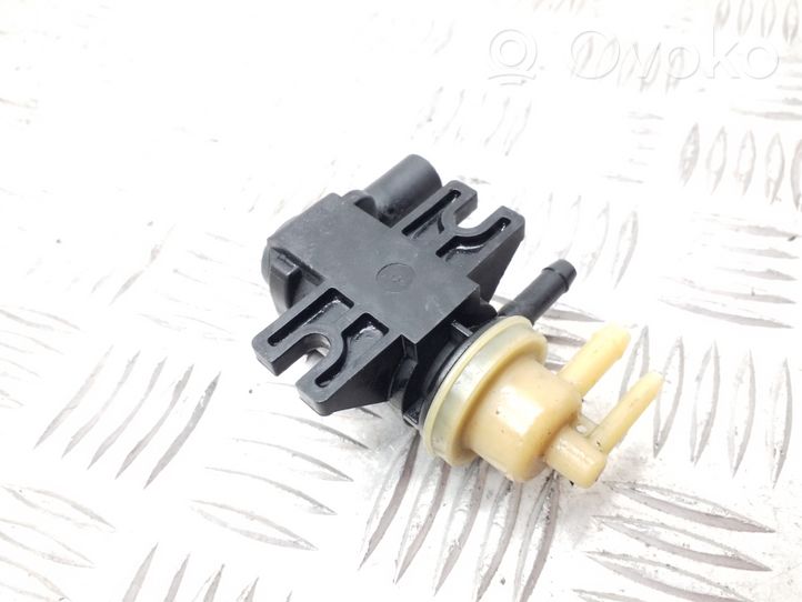 Audi Q3 8U Solenoīda vārsts 1K0906627B